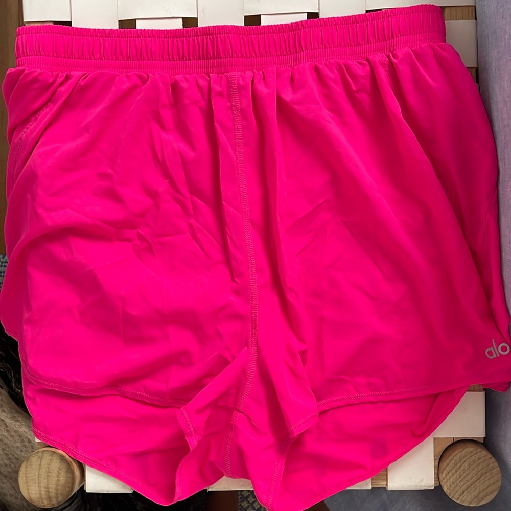 Alo yoga shorts